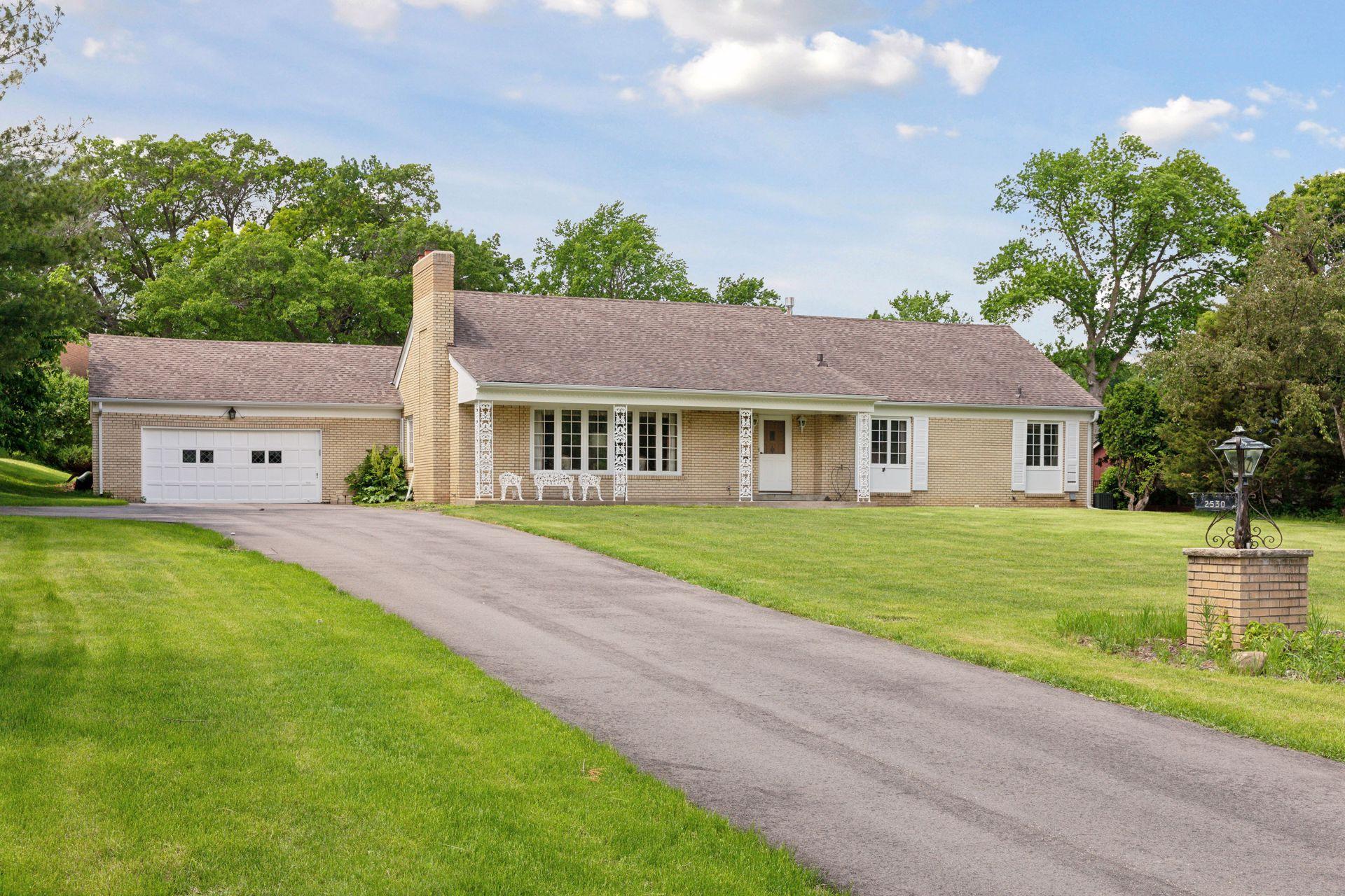 2530 France Avenue S