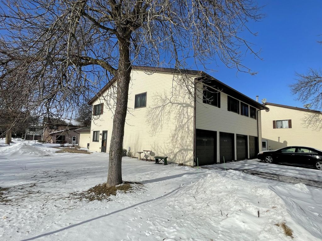 Photo of 6536 83rd Court N, Brooklyn Park, MN 55445 (MLS # 7042788)