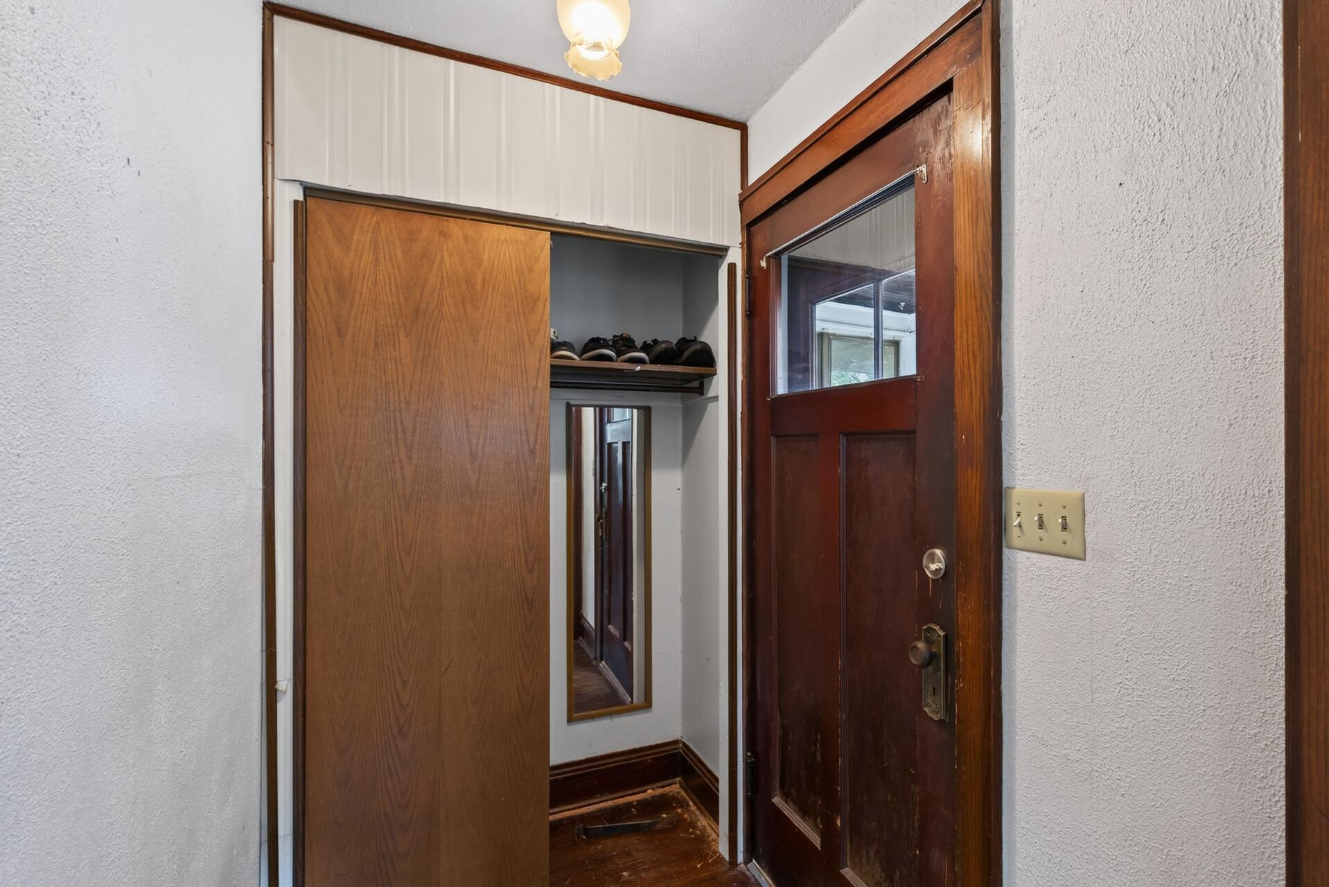 1461 7th Street W