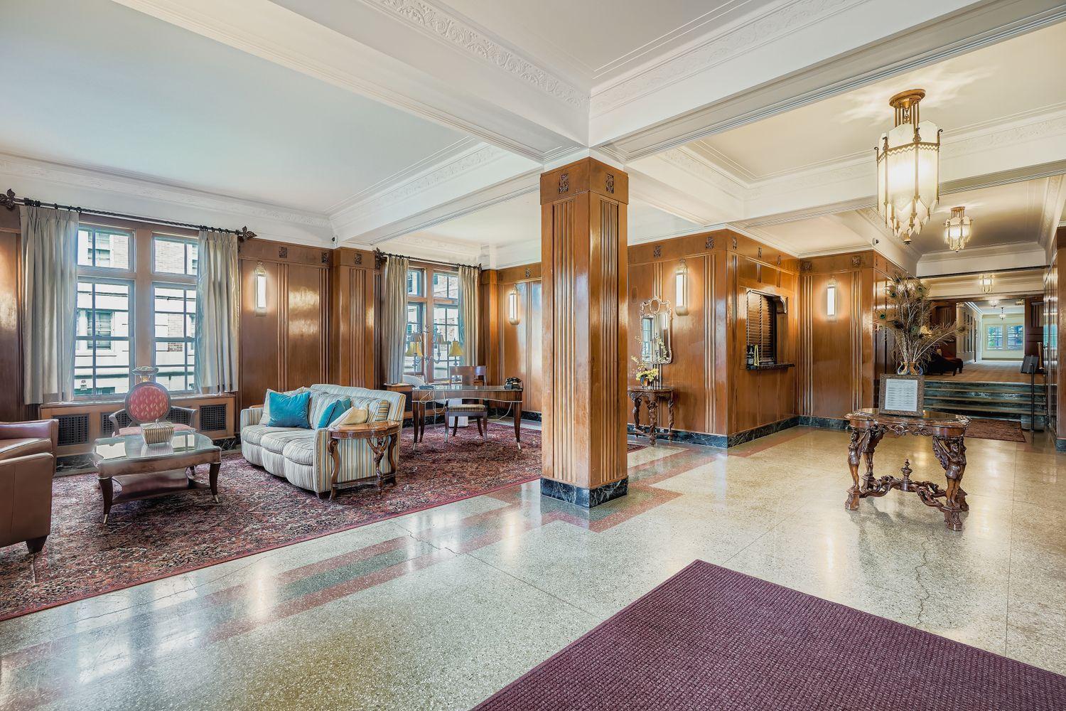 2615 Park Avenue 311