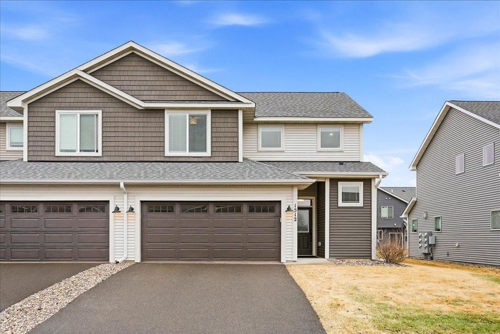 Photo of 1512 Southpoint Drive, Hudson, WI 54016 (MLS # 7029184)