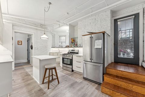 710 Summit Avenue 4 Saint Paul MN 55105