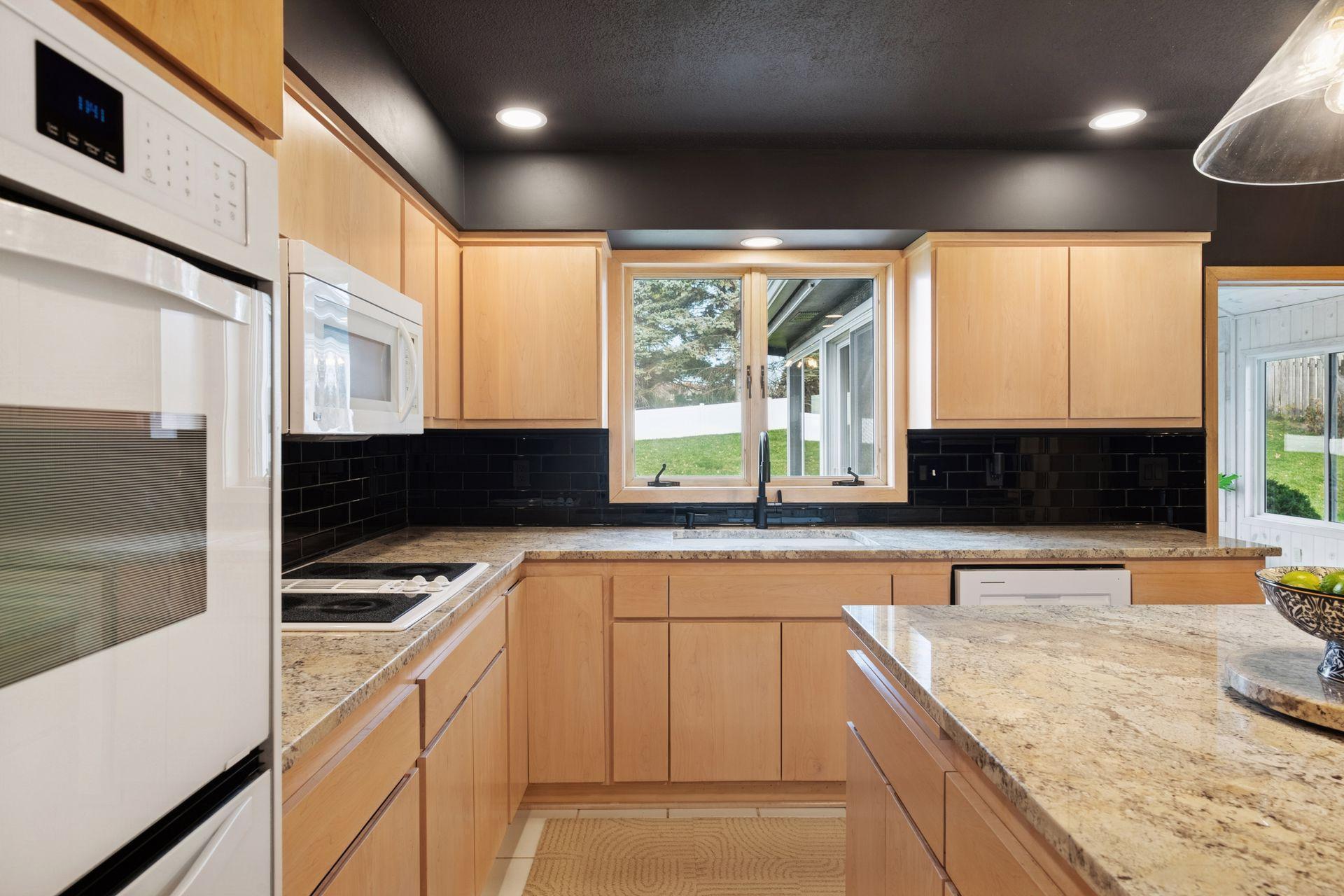 12634 Hilloway Road W