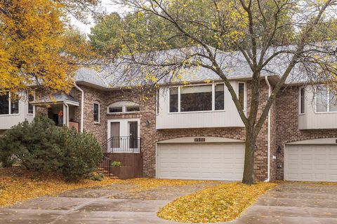 2230 Ferris Lane Roseville MN 55113