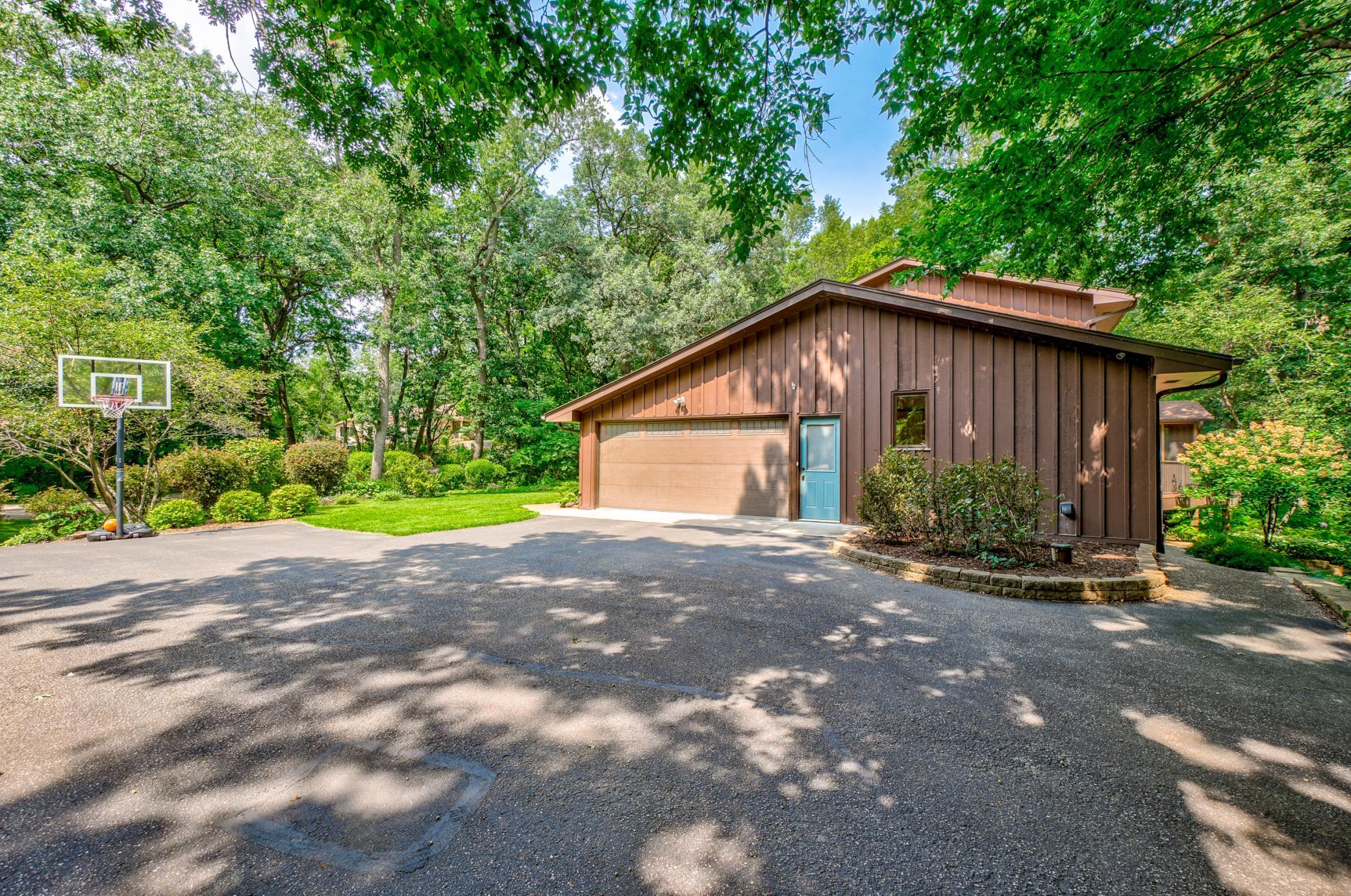 44 S Deep Lake Road