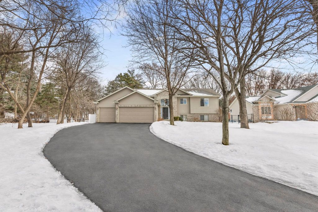 Photo of 9197 Alamo Street NE, Blaine, MN 55449 (MLS # 7008447)