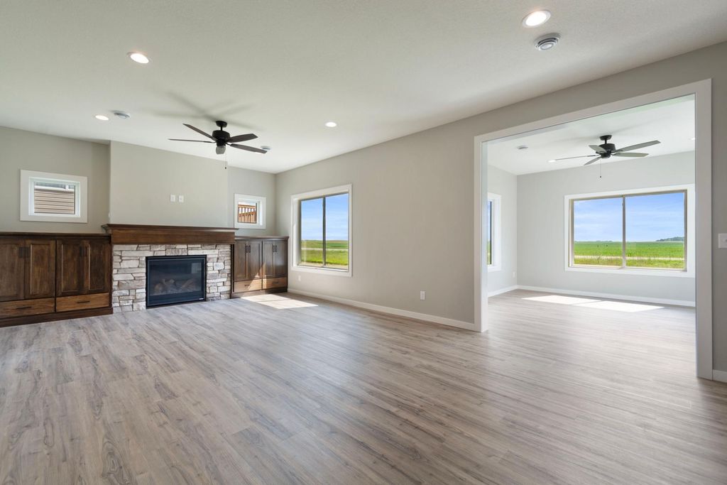 Photo of 1534 9th Avenue SW, Hutchinson, MN 55350 (MLS # 7005811)