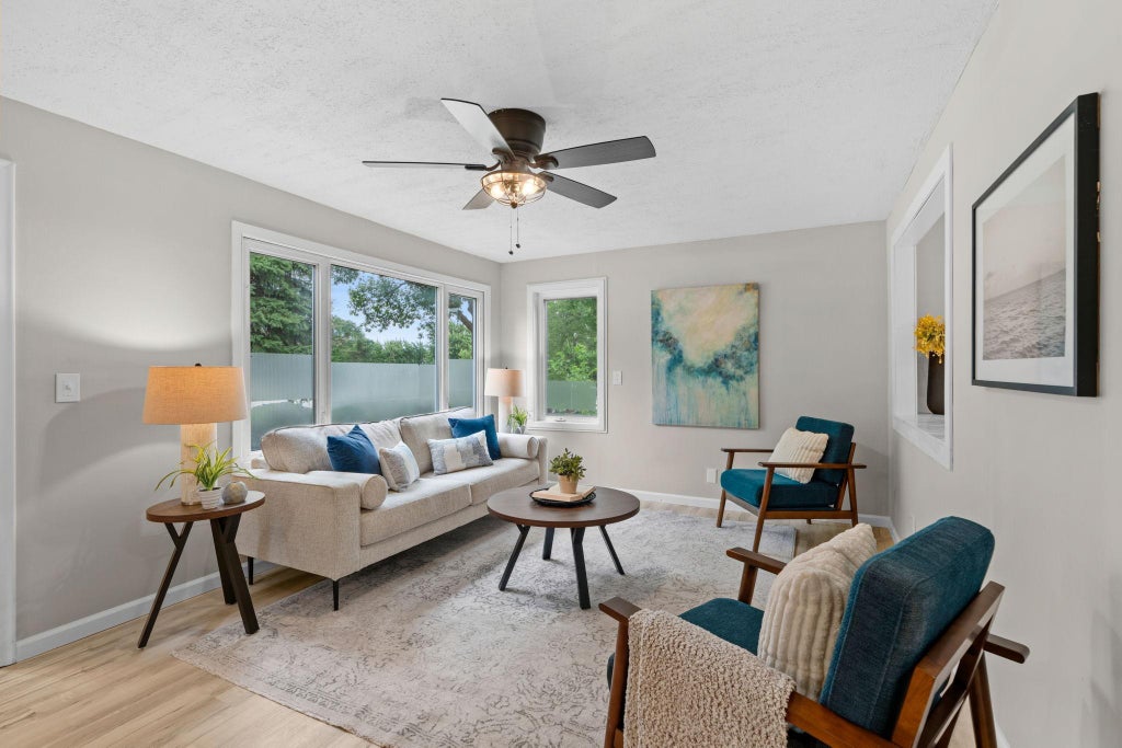 Photo of 2904 Oregon Avenue S, Saint Louis Park, MN 55426 (MLS # 7116224)