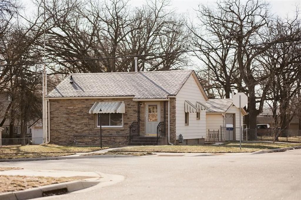 Photo of 502 3rd Street NE, Saint Cloud, MN 56304 (MLS # 7050344)