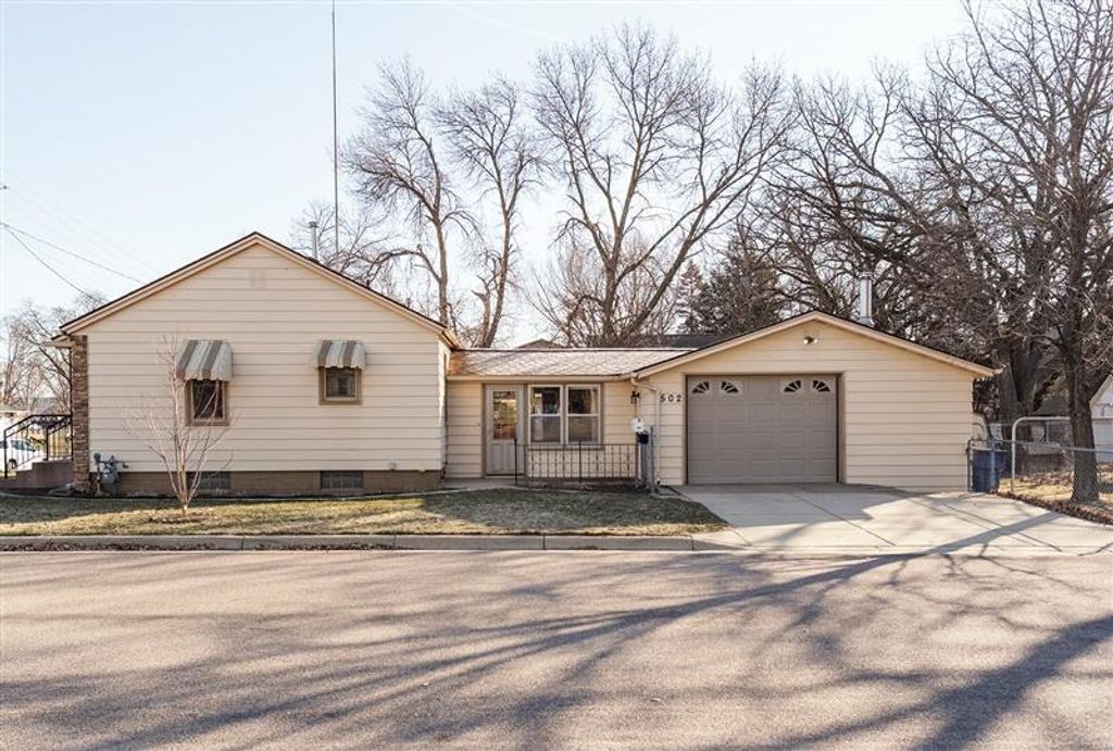 Photo of 502 3rd Street NE, Saint Cloud, MN 56304 (MLS # 7050344)