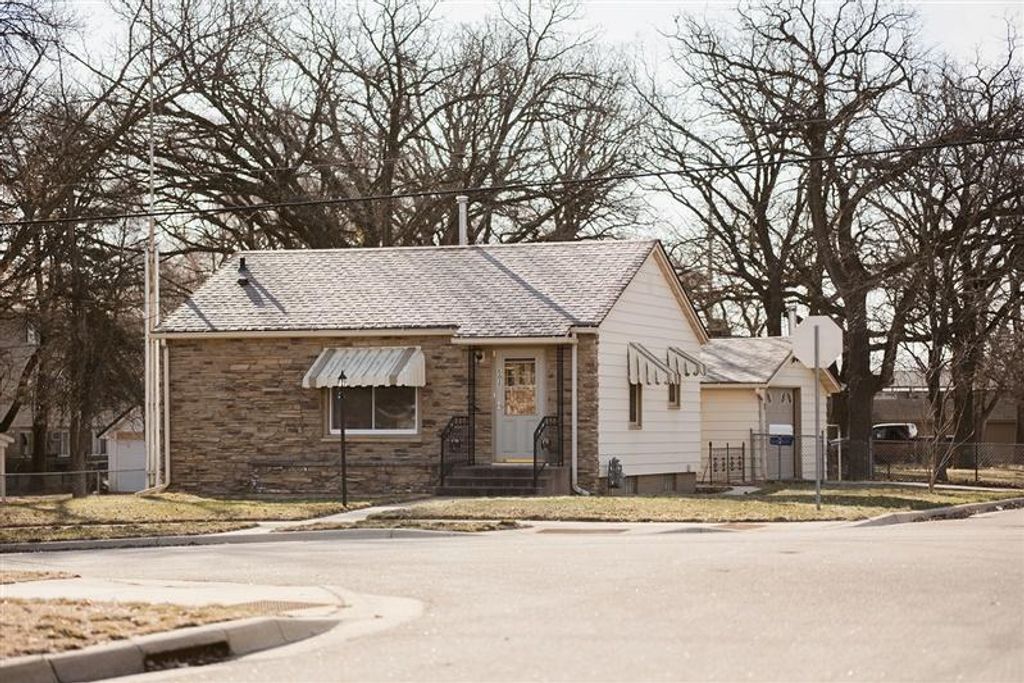 Photo of 502 3rd Street NE, Saint Cloud, MN 56304 (MLS # 7050344)