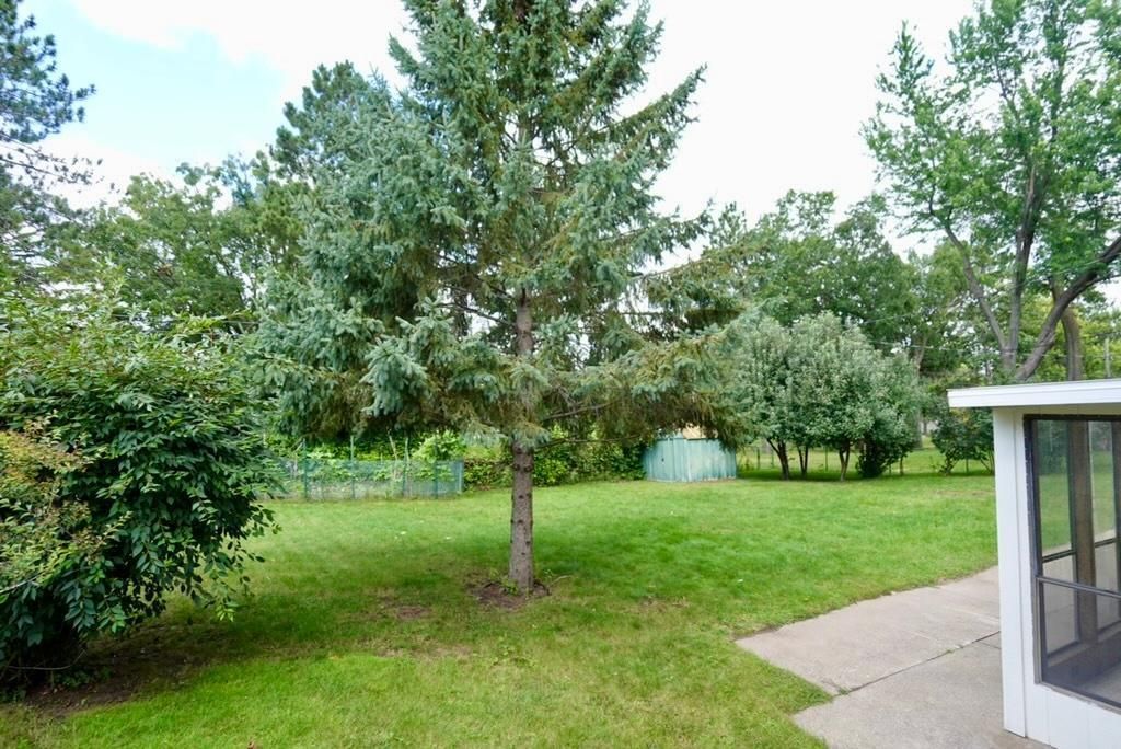 Photo of 2701 Gerald Avenue, North Saint Paul, MN 55109 (MLS # 7018287)