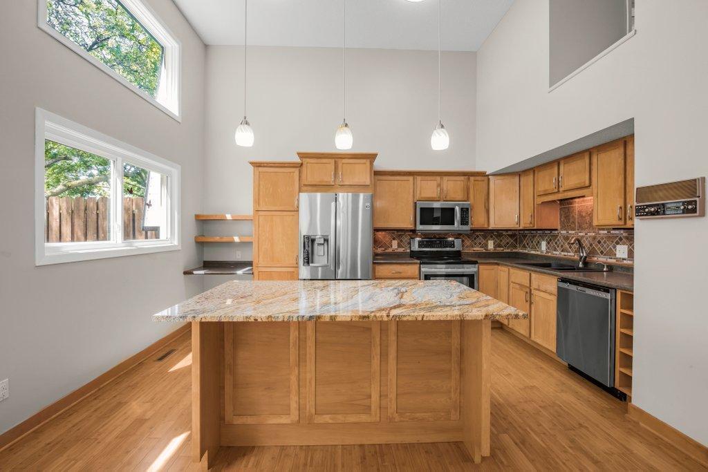 1005 W 105th Street