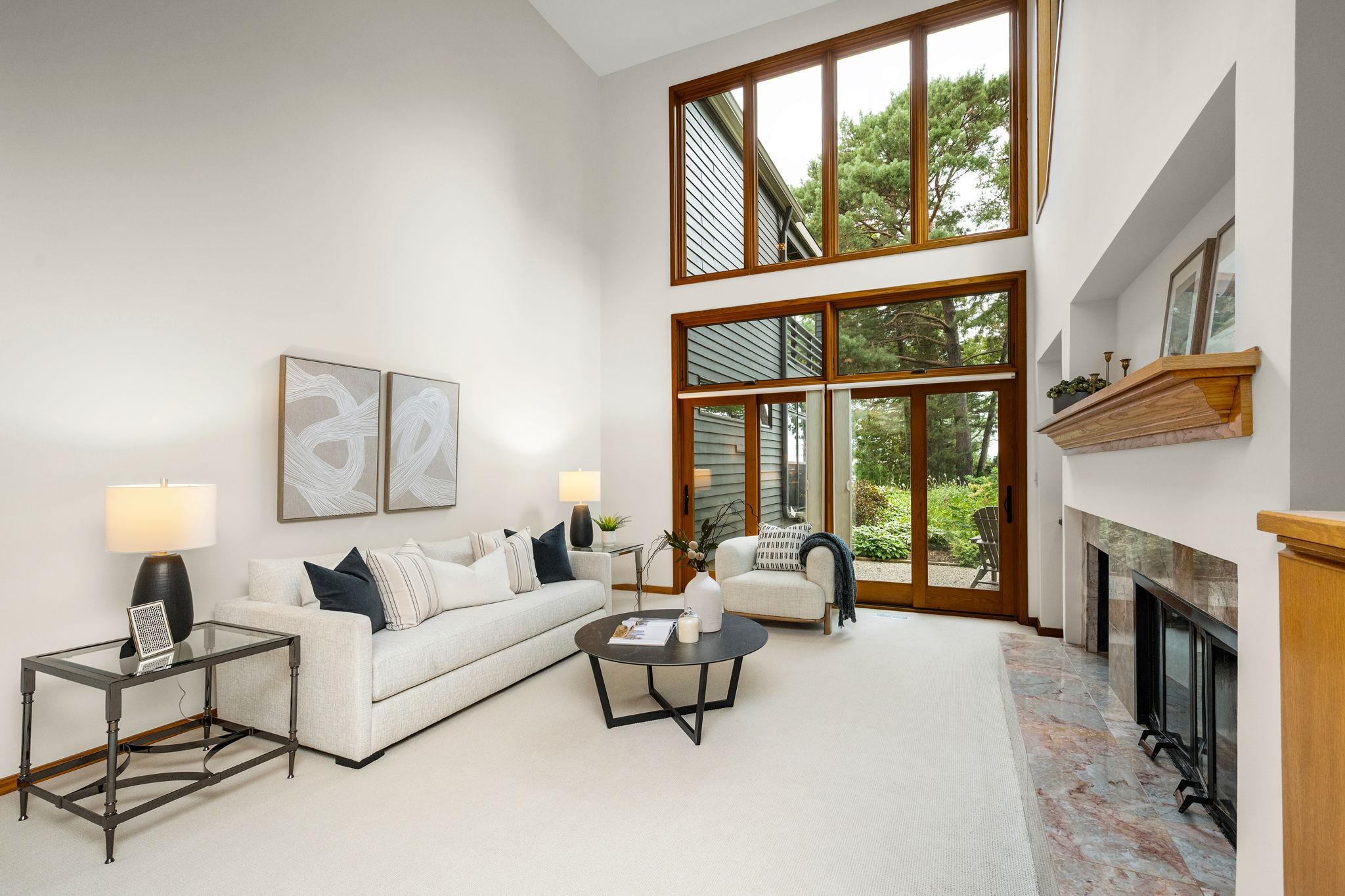 6658 Smithtown Road