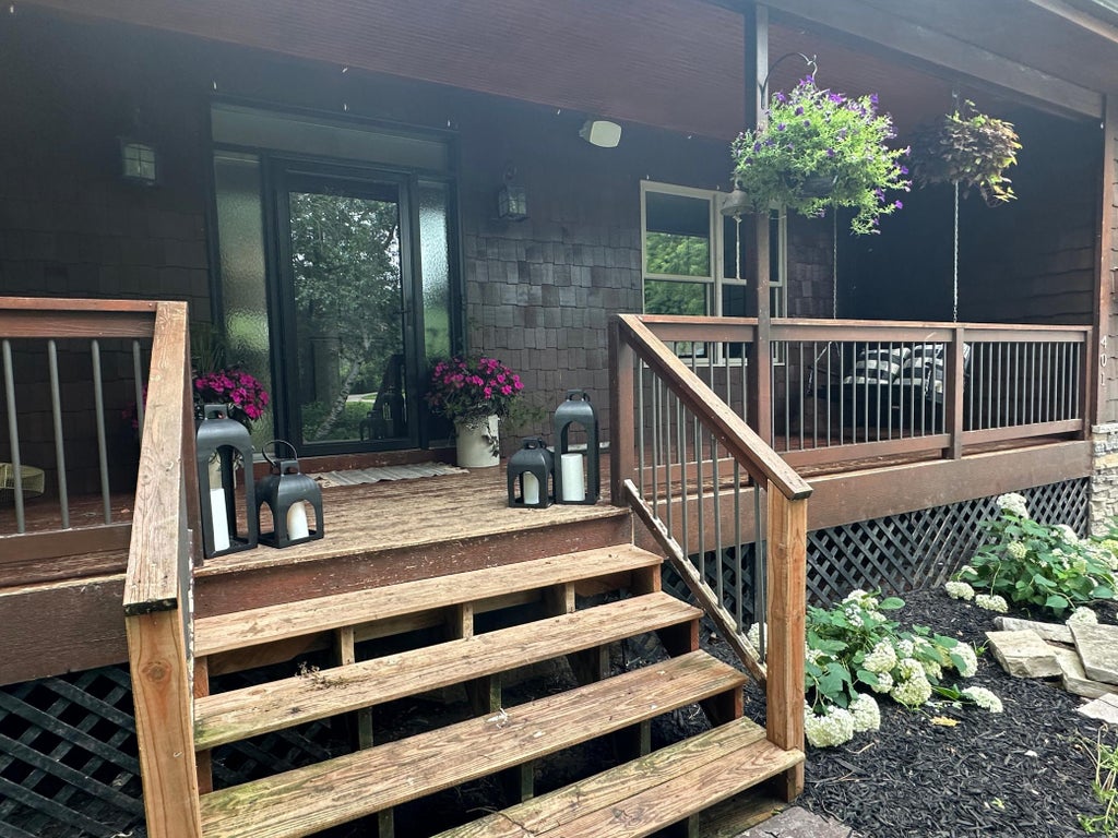 Photo of 401 Rolling Hills Drive, Mound, MN 55364 (MLS # 7107129)