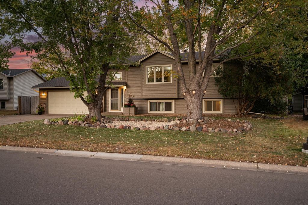 Photo of 11210 Utah Avenue N, Champlin, MN 55316 (MLS # 7026279)