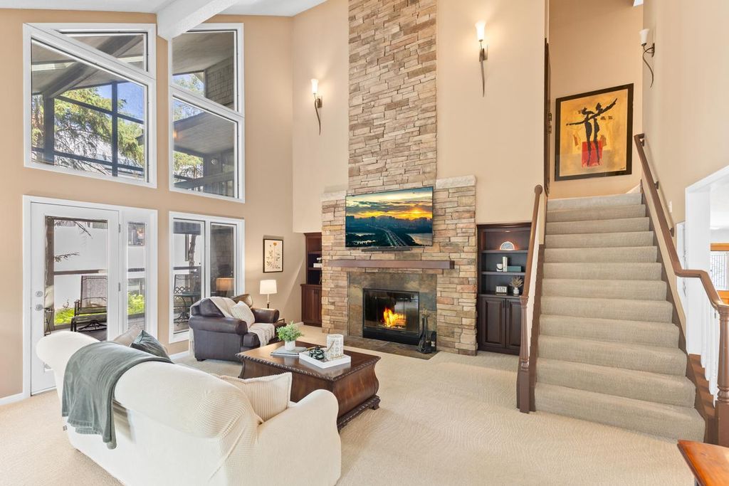 Photo of 7708 Stonewood Court, Edina, MN 55439 (MLS # 7093195)