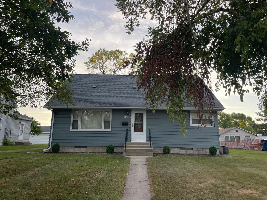 Photo of 906 15th Street S, Benson, MN 56215 (MLS # 7135501)