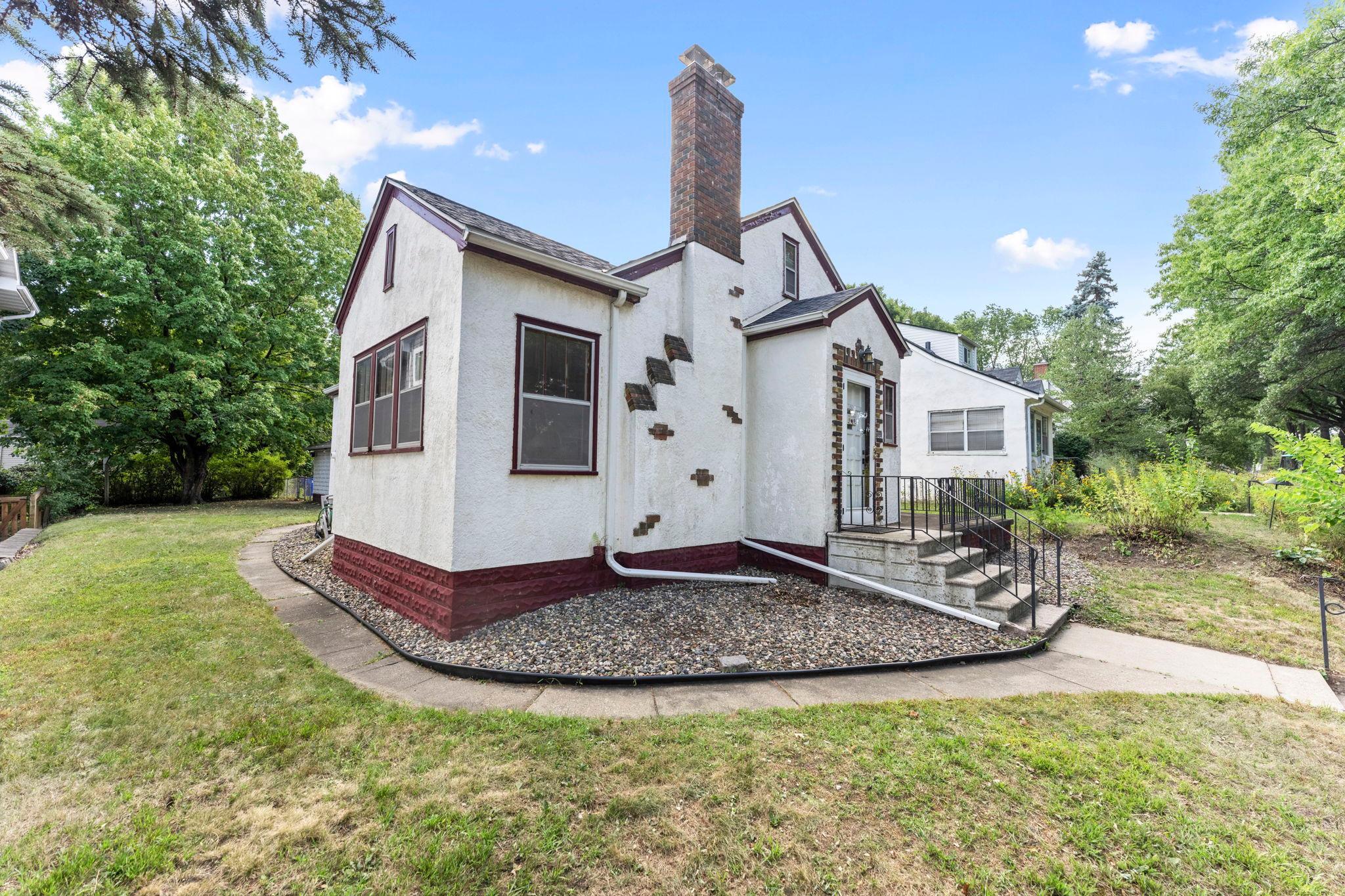 1226 Jefferson Avenue