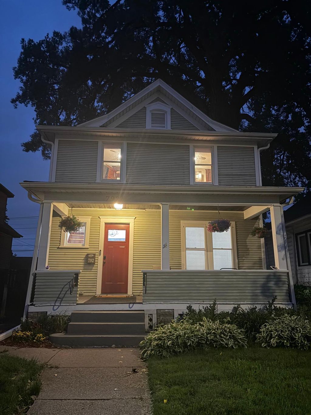 Photo of 792 Smith Avenue S, Saint Paul, MN 55107 (MLS # 7094746)