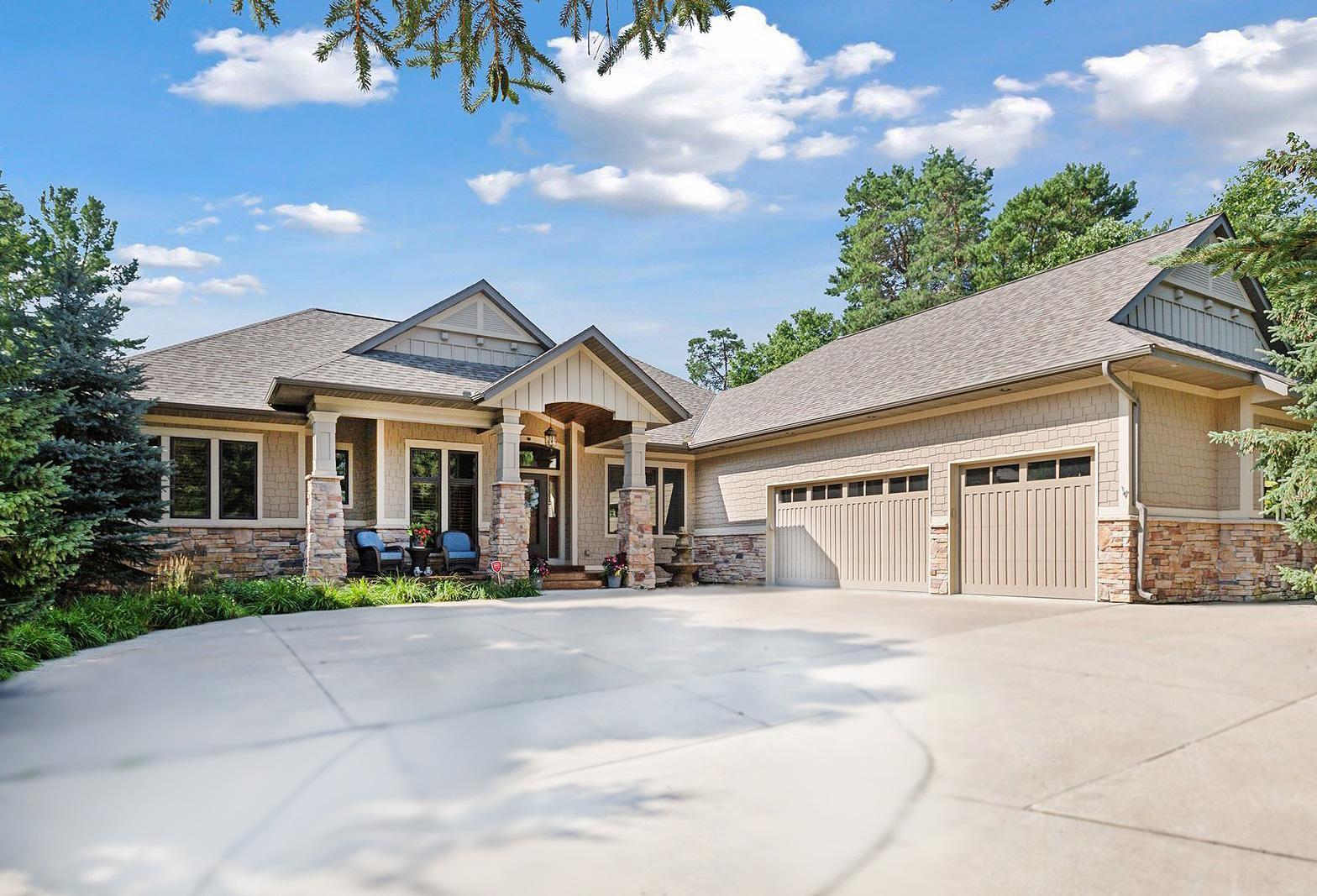 15719 Robinwood Drive