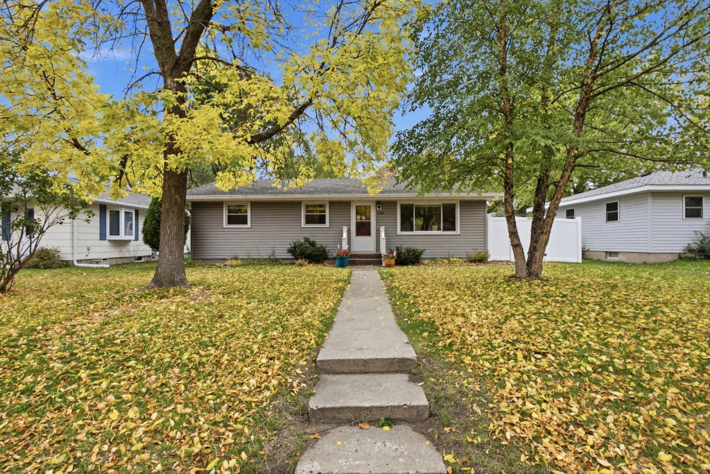 Photo of 938 34th Avenue N, Saint Cloud, MN 56303 (MLS # 7158115)
