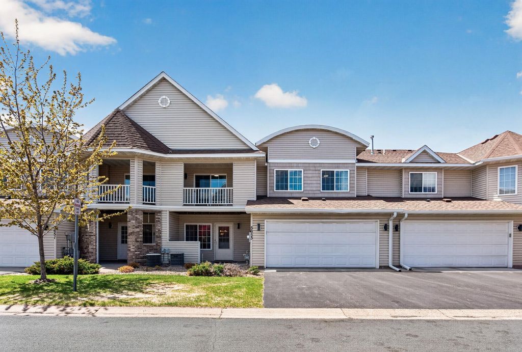 Photo of 5653 100th Lane N, Brooklyn Park, MN 55443 (MLS # 7070393)