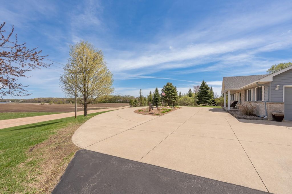 Photo of 7195 County Road 10 E, Chaska, MN 55318 (MLS # 7068718)
