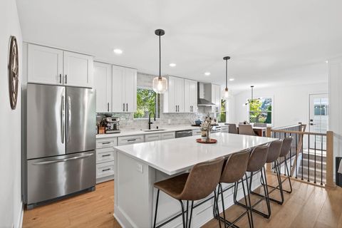 6301 Saint Johns Avenue Edina MN 55424