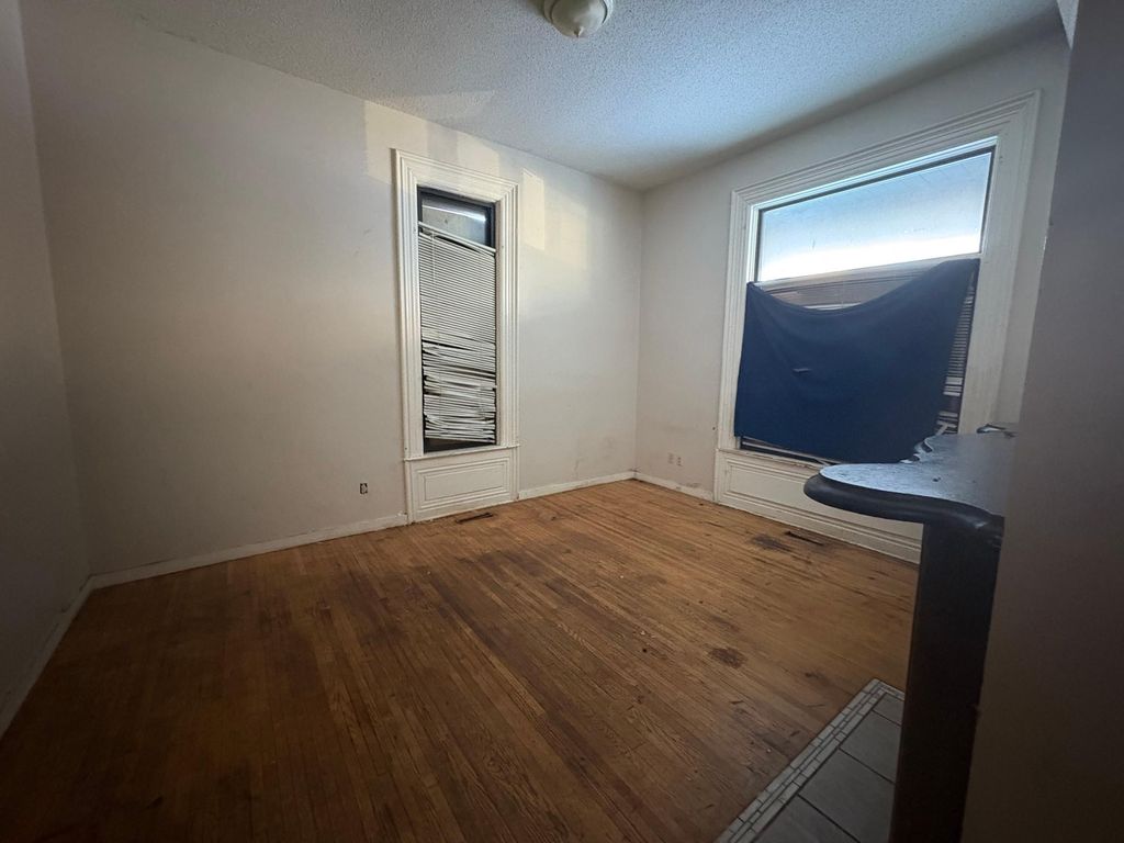 Photo of 2106 Elliot Avenue, Minneapolis, MN 55404 (MLS # 7000941)