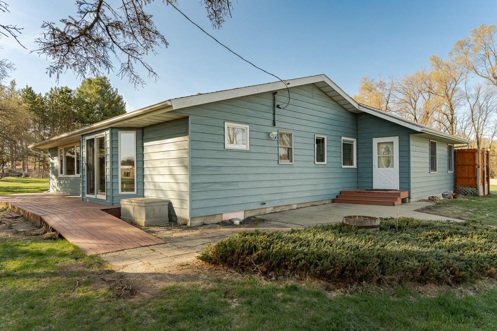 Photo of 4907 Marion Court SE, Rochester, MN 55904 (MLS # 7058293)