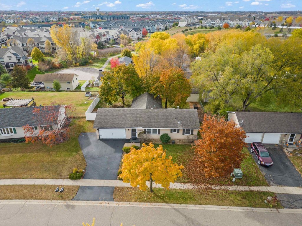 Photo of 15429 Drexel Way, Apple Valley, MN 55124 (MLS # 7062988)