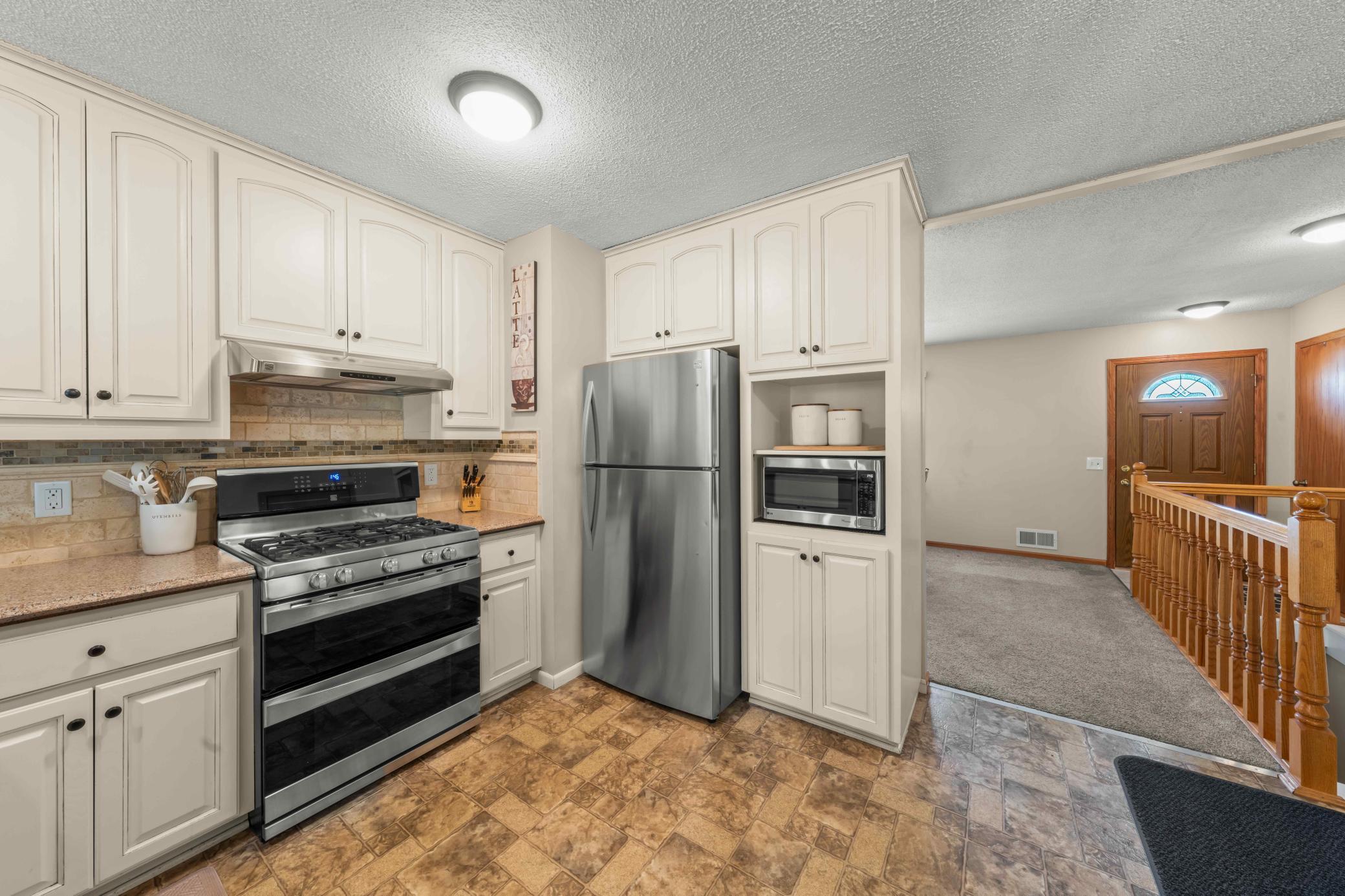 15429 Drexel Way
