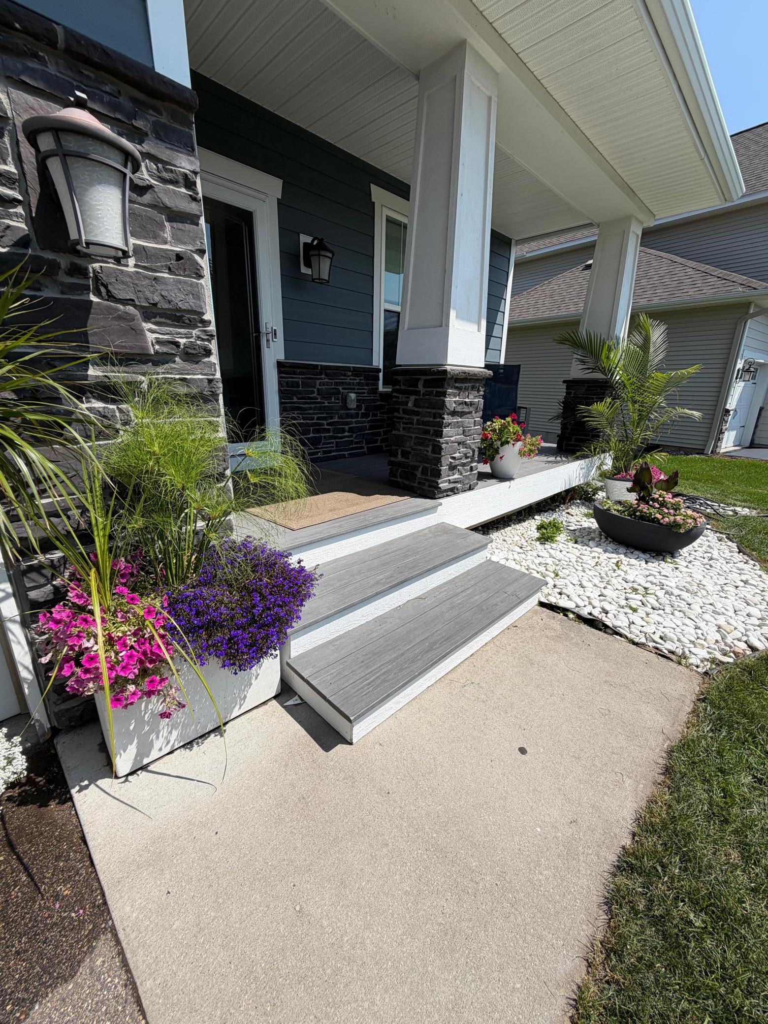 1309 Shadow Creek Curve