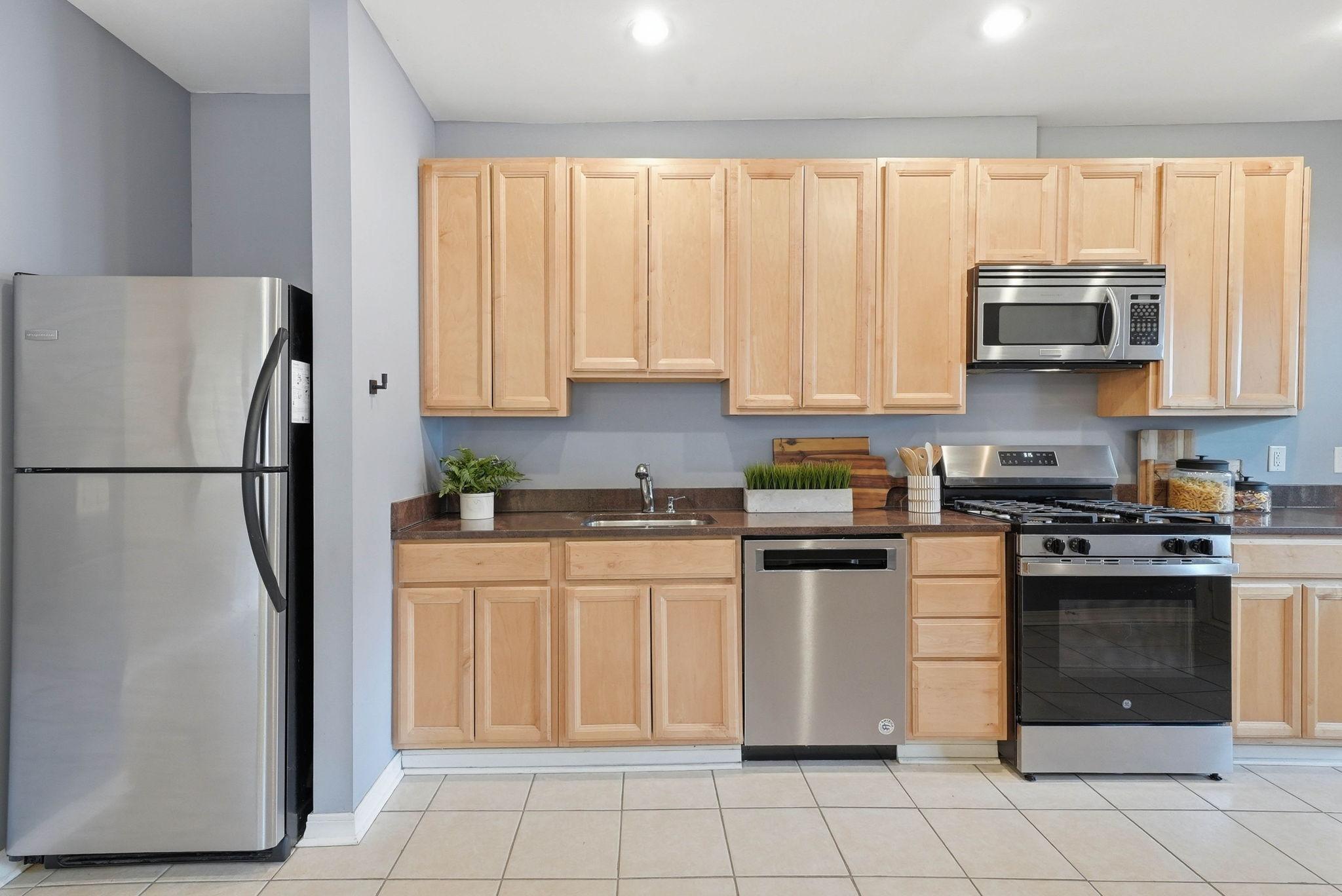 2610 W 41st Street 101
