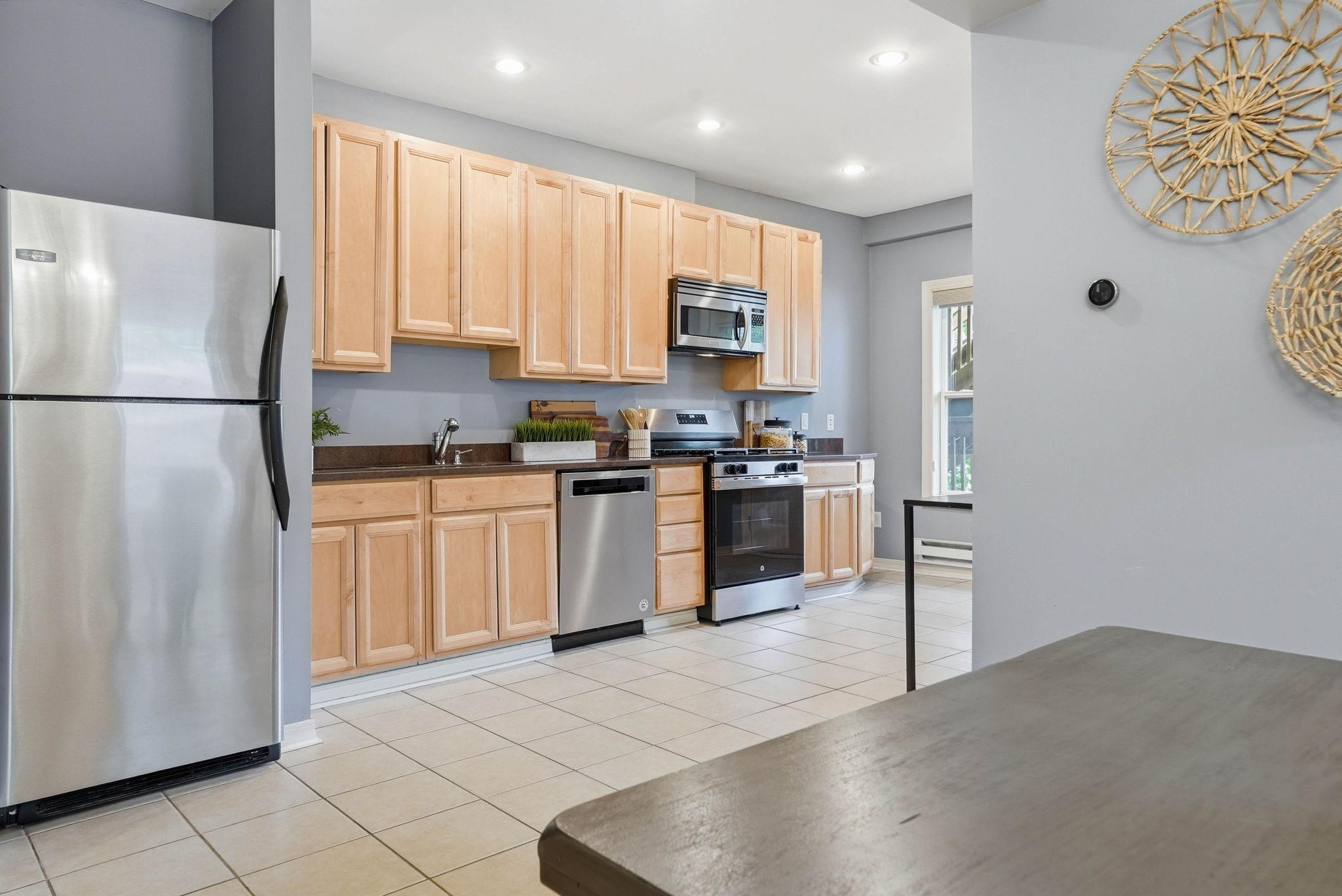 2610 W 41st Street 101