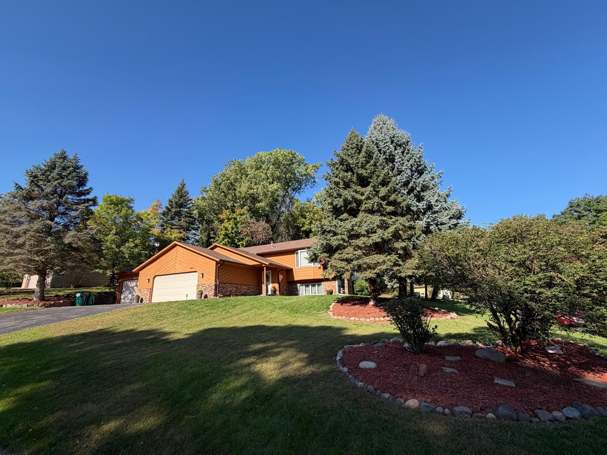4615 Parkridge Drive