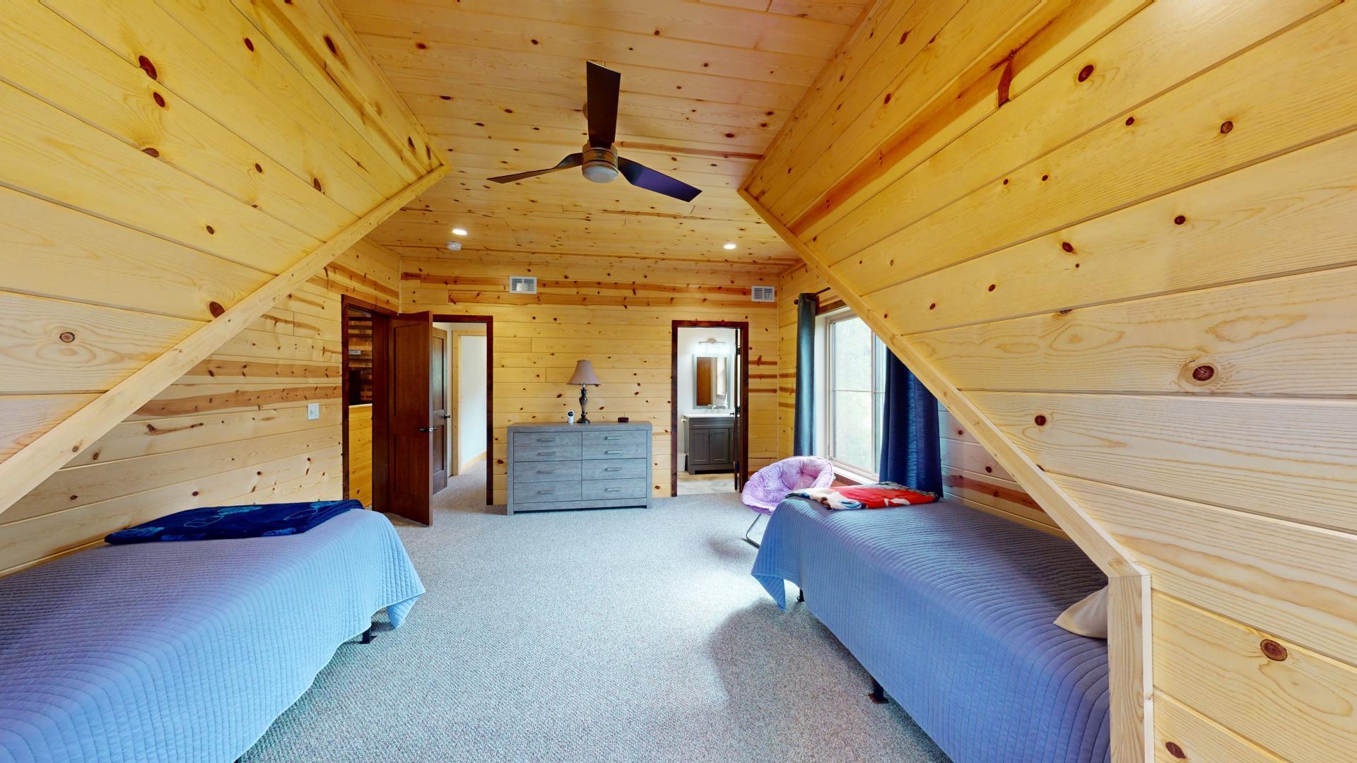 Crane Lake, Minnesota, 55725, United States, 3 Bedrooms Bedrooms, ,4 BathroomsBathrooms,Residential,Active,2025227