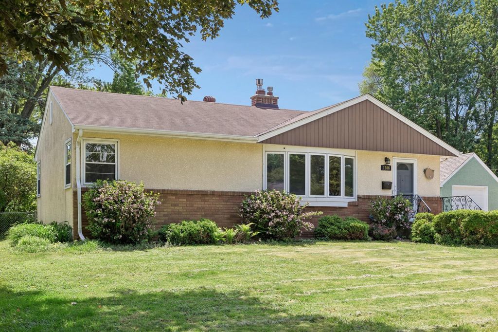 Photo of 1306 Ryan Avenue W, Roseville, MN 55113 (MLS # 7074620)