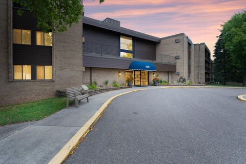 5697 Green Circle Drive 319 Minnetonka MN 55343