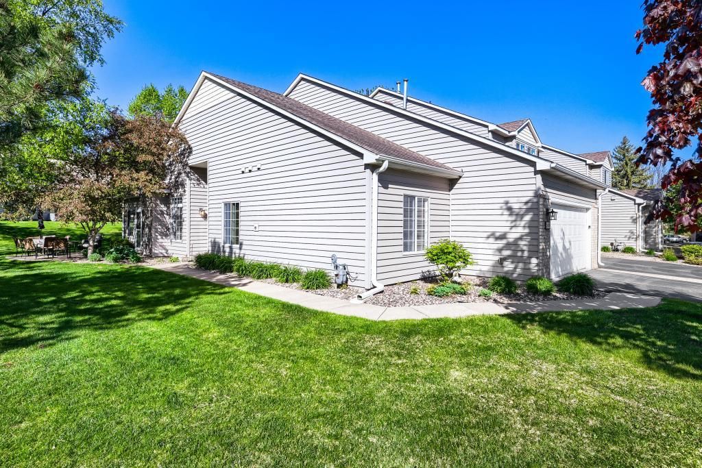 Photo of 2529 Claremont Drive #38, Mendota Heights, MN 55120 (MLS # 7080609)