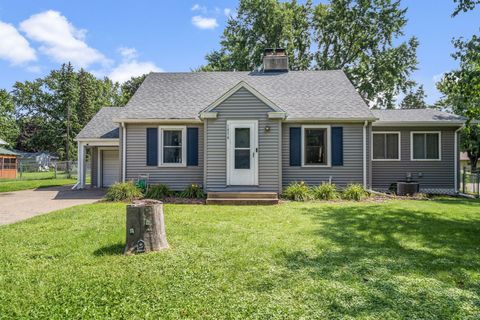 1870 Clarence Street Maplewood MN 55109