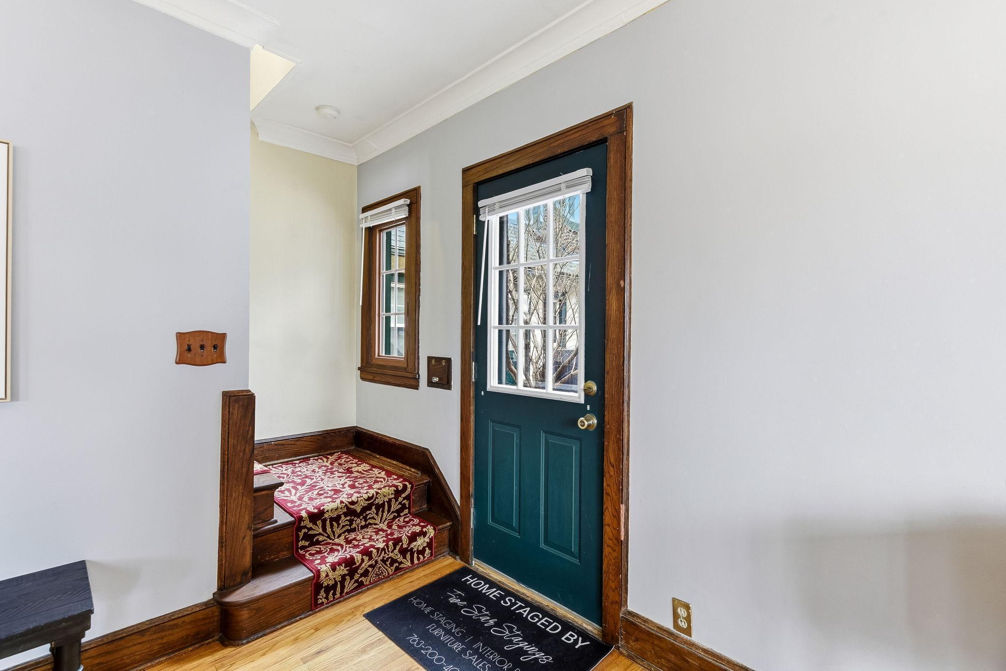 4237 Cedar Avenue S C