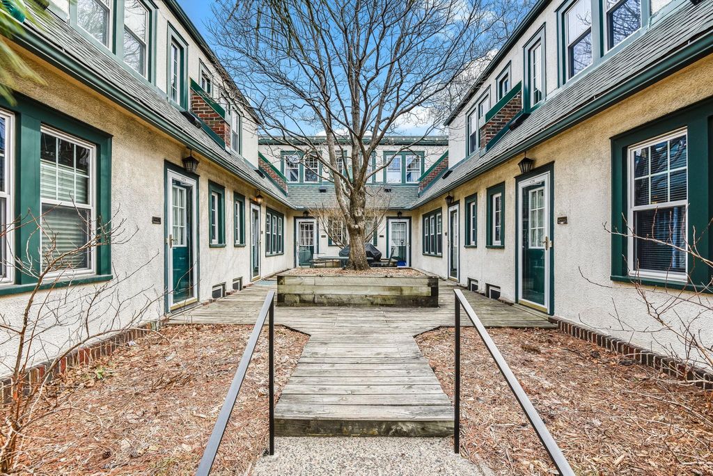 Photo of 4237 Cedar Avenue S #C, Minneapolis, MN 55407 (MLS # 7042262)