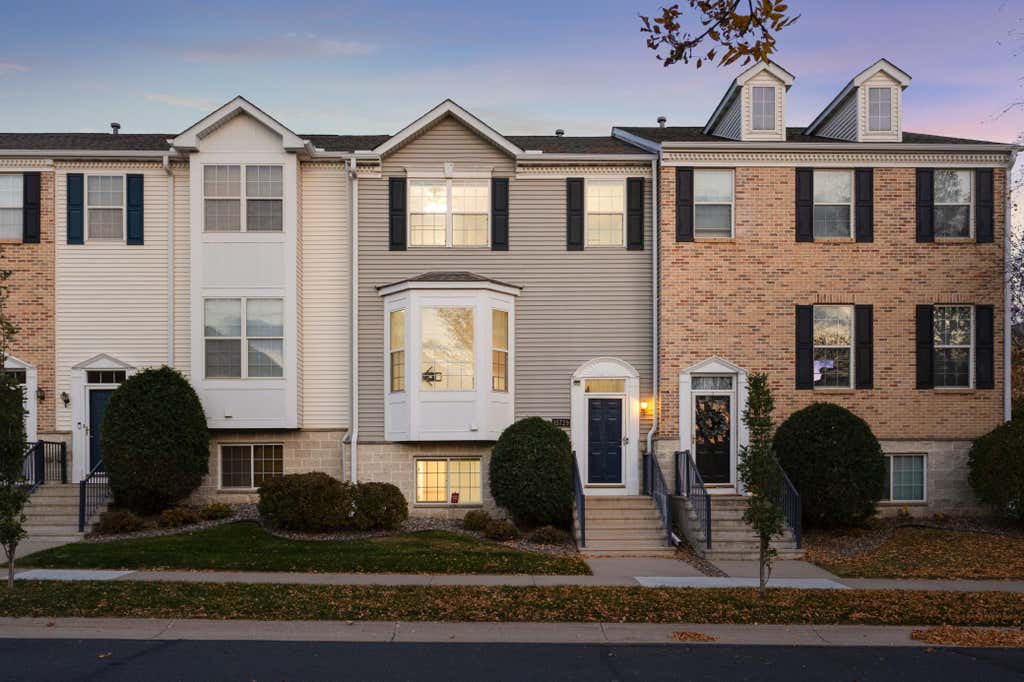 Photo of 15729 Porchlight Lane, Eden Prairie, MN 55347 (MLS # 7125062)