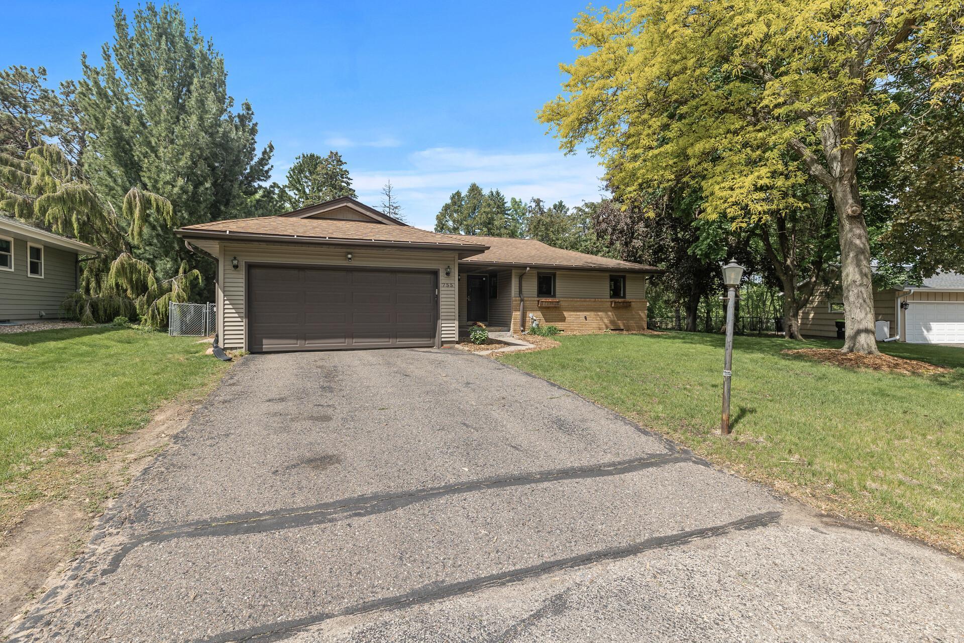 755 Keokuk Lane