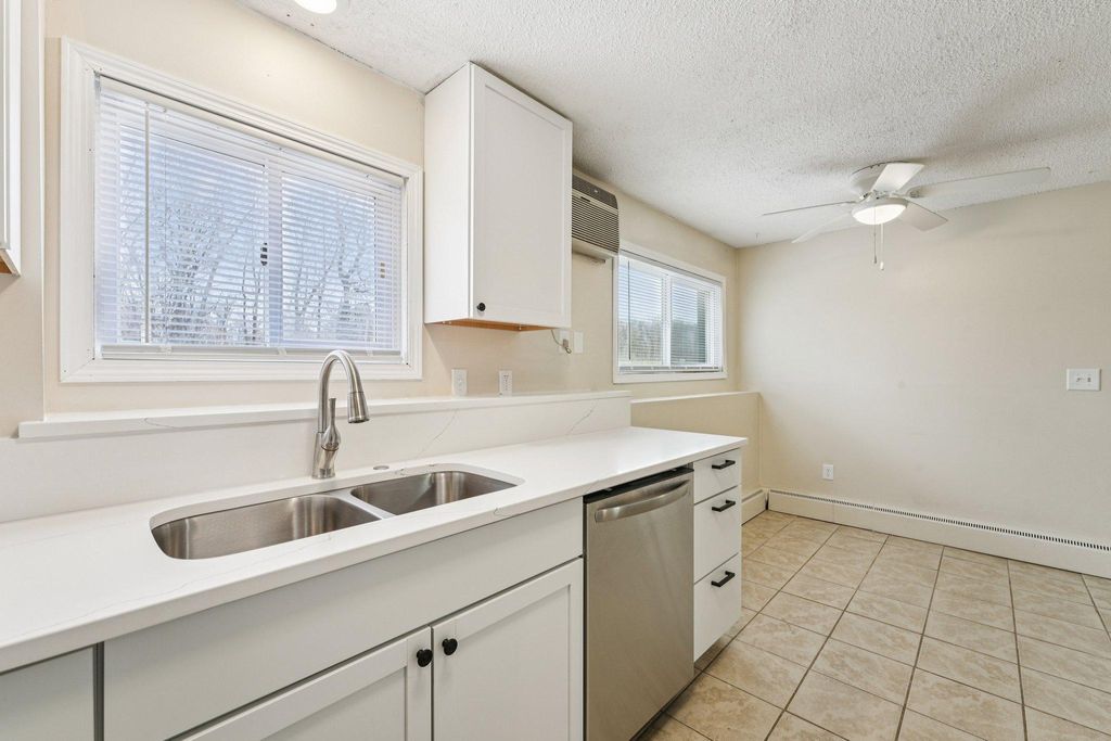 Photo of 17256 Kenyon Street NE #1, Andover, MN 55304 (MLS # 7045604)