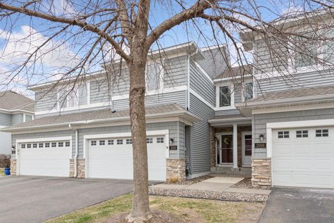 2910 Spy Glass Drive Chaska MN 55318