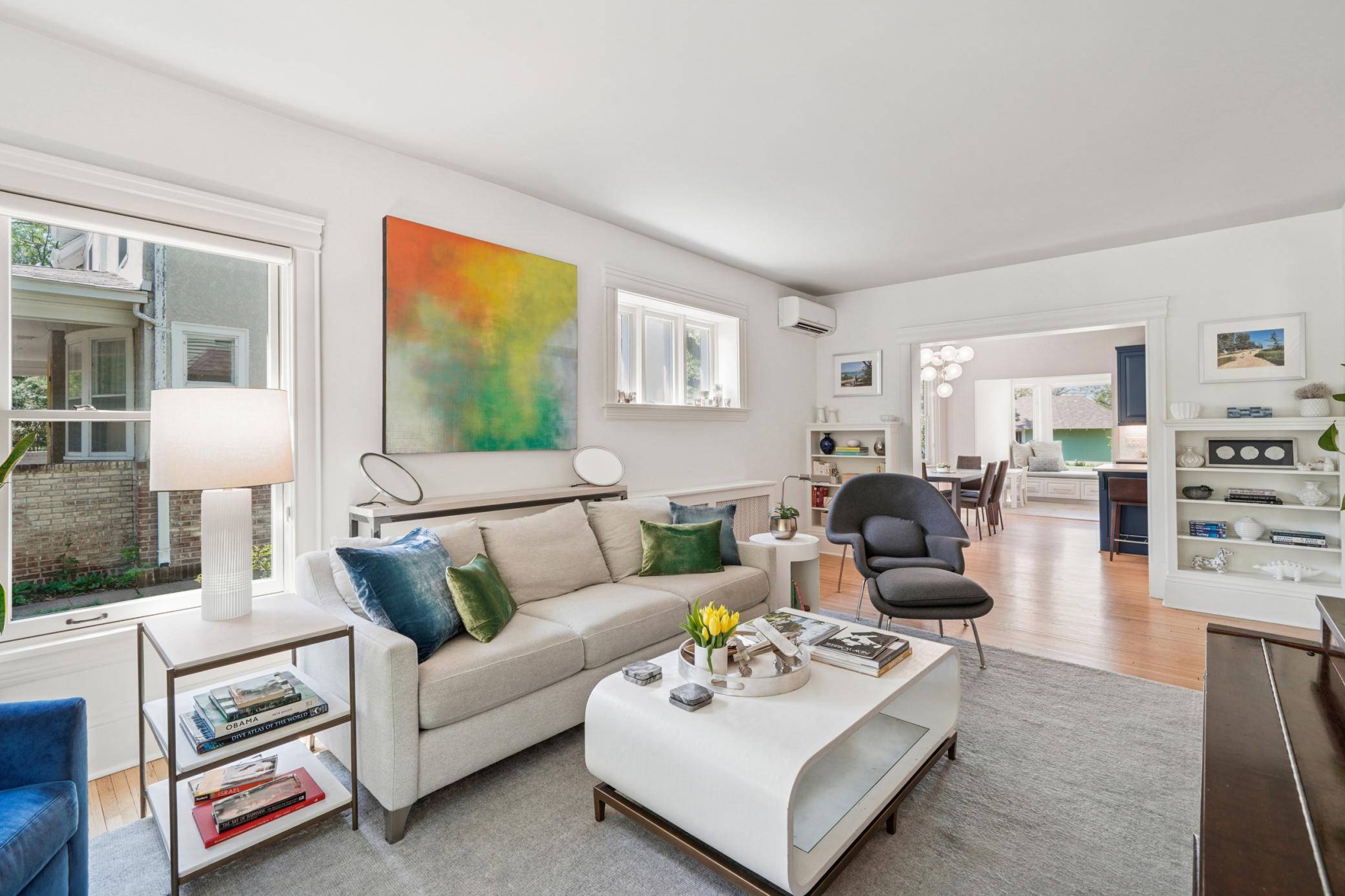 2400 Lake Place