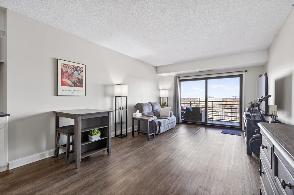 Photo of 26 10th Street W #2004, Saint Paul, MN 55102 (MLS # 7011474)